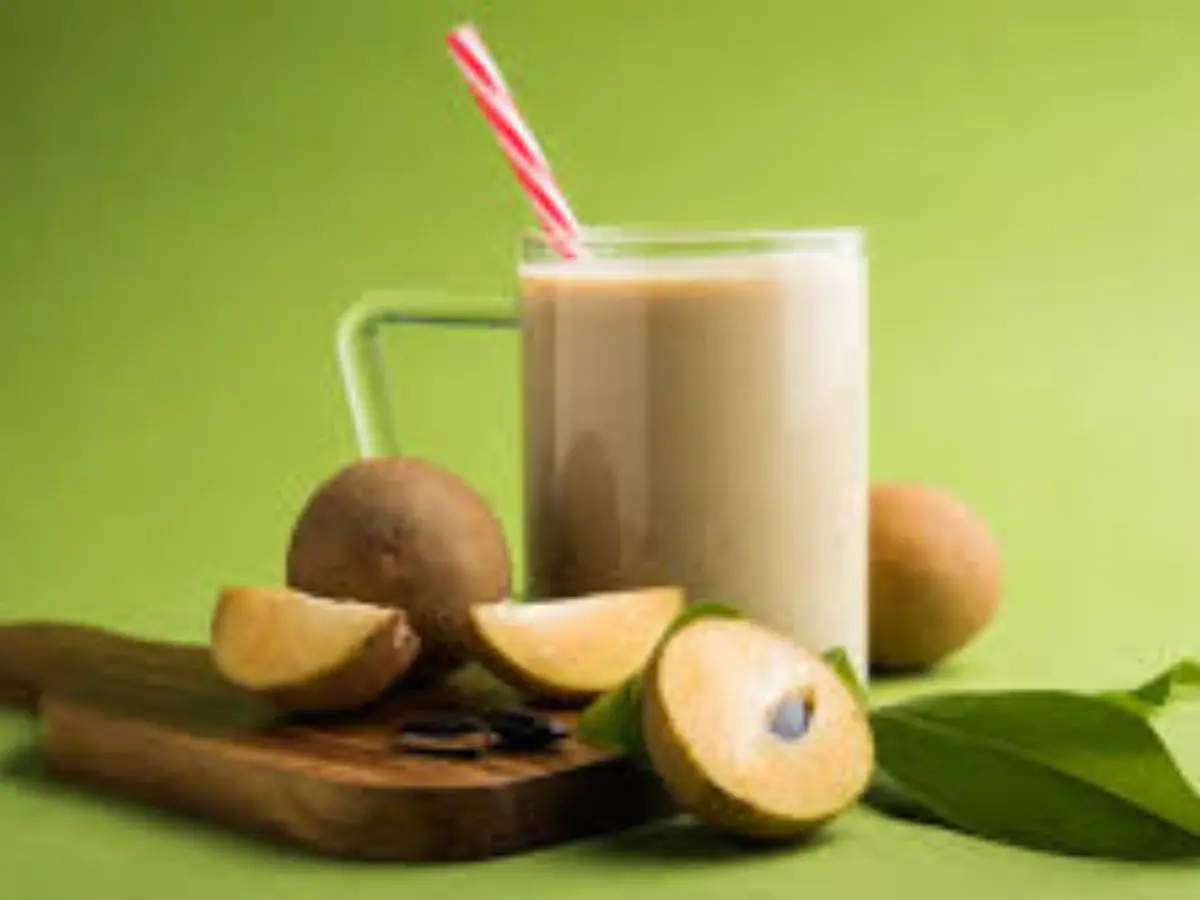 Chikkoo Milkshake